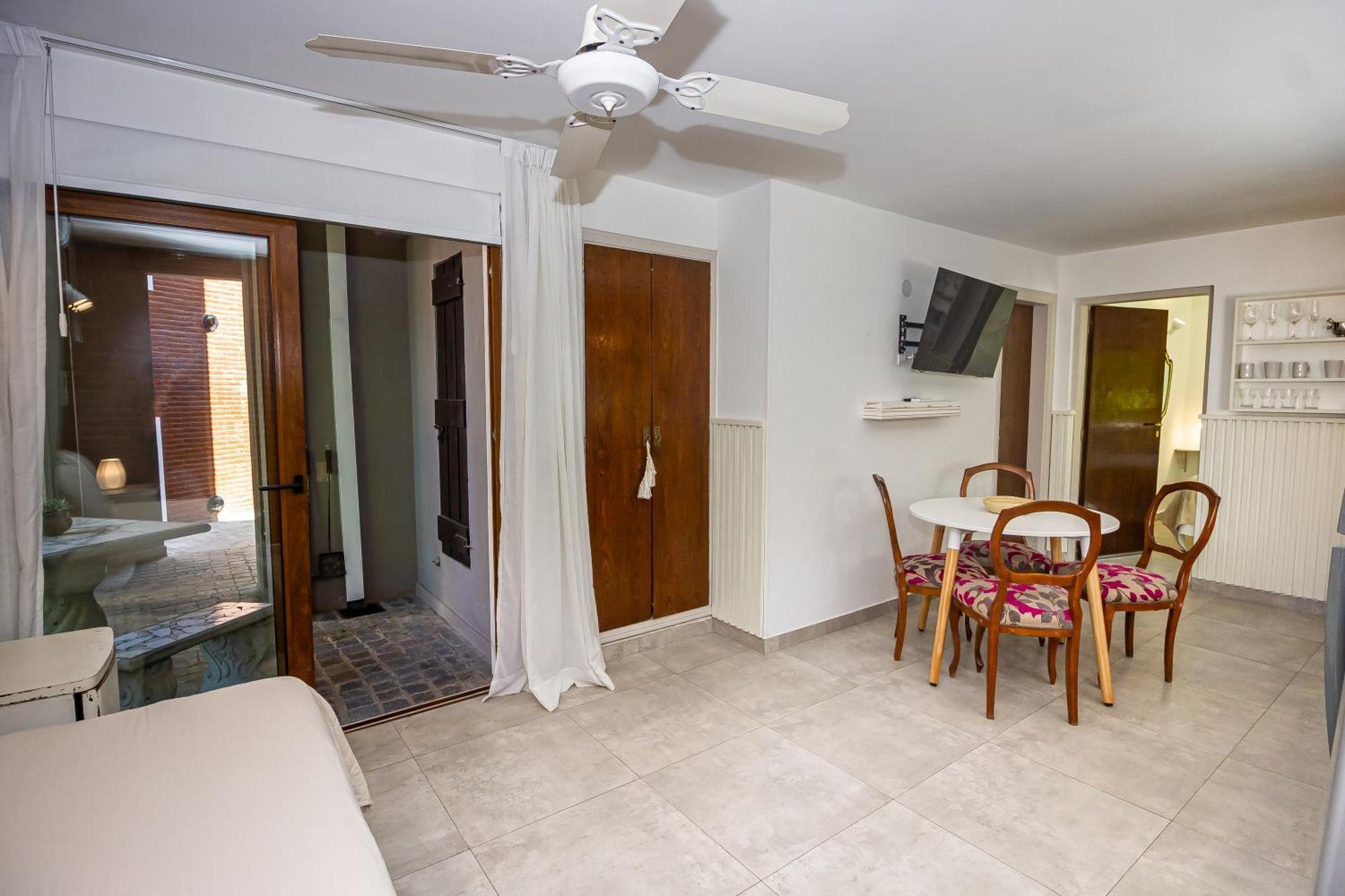 Punta Cerezo Apartment Carilo